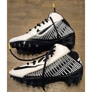 Nike Vapor Carbon Elite 2.0 TD Youth Football Cleats White Black Volt Size 3.5Y